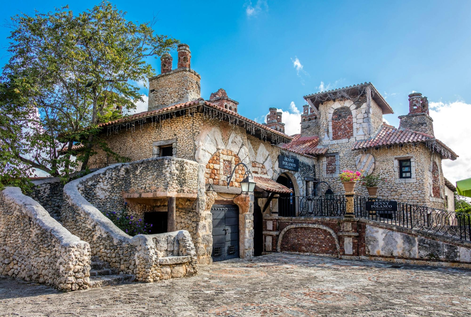 Altos De Chavón